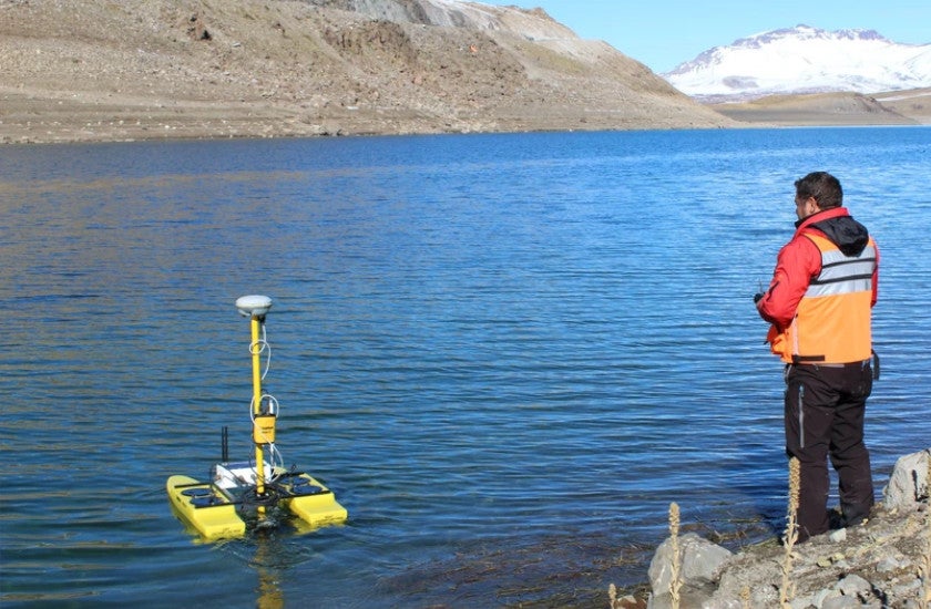 Seafloor HyDrone
